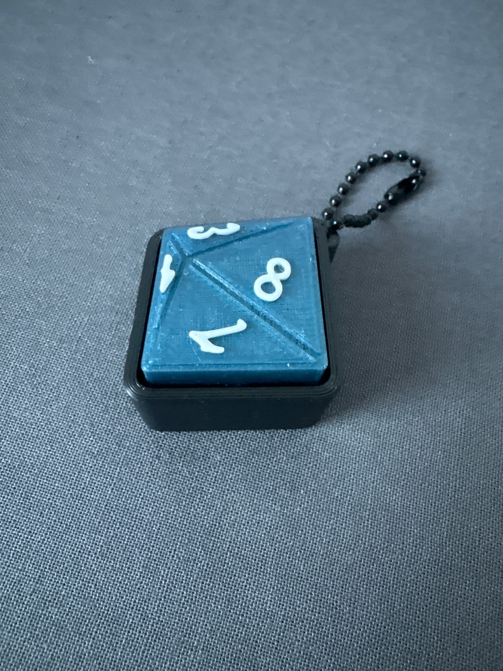 Clicker dado D8