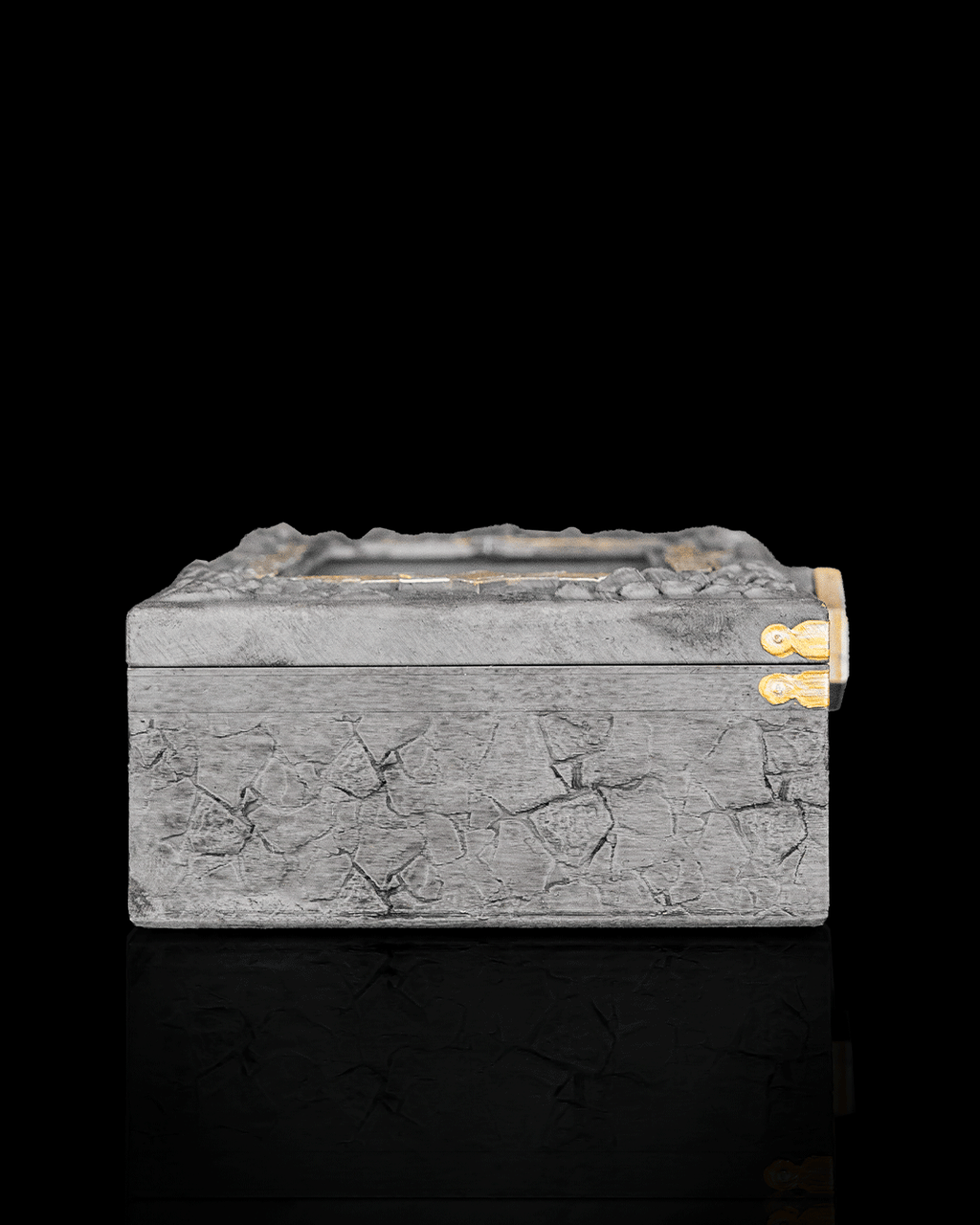 Stoneveil