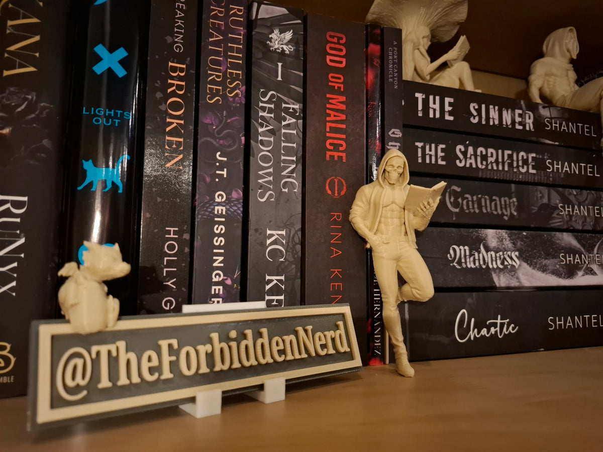 The Dark Romance Reader
