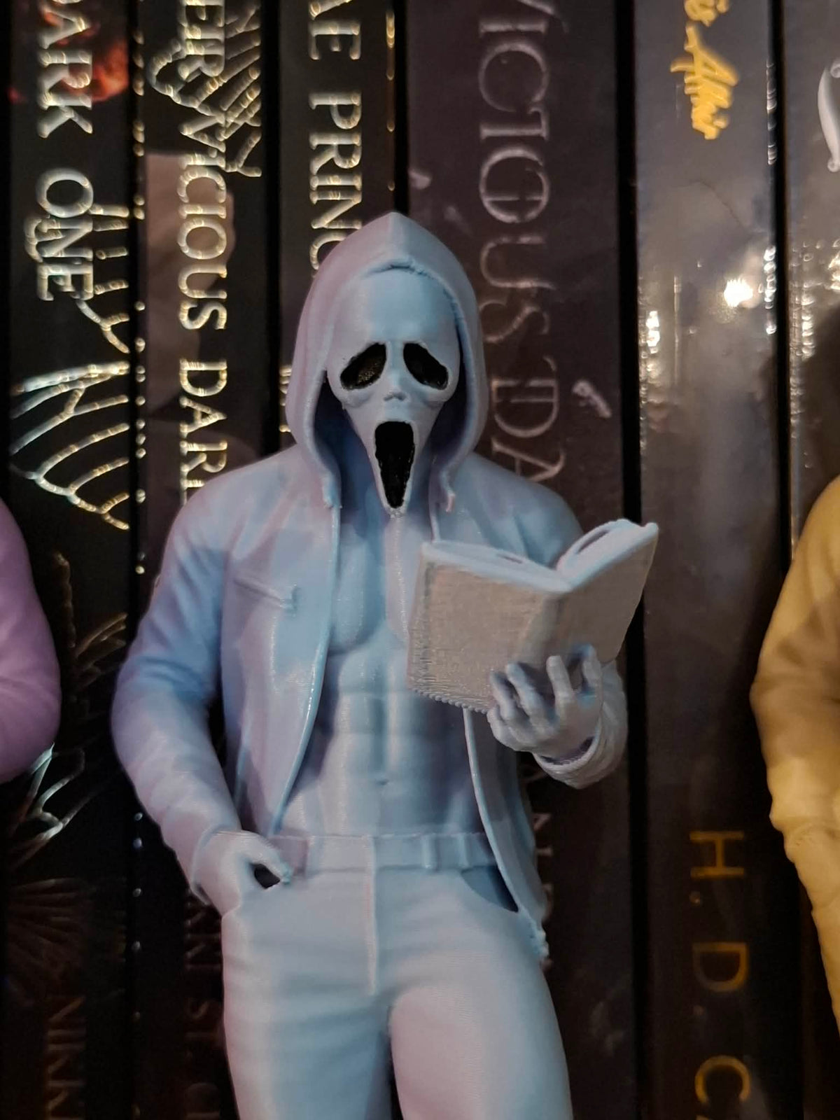 The MMC Reader - Scream Mask
